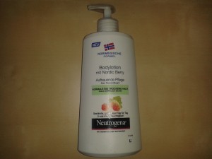 Neutrogena  Bodylotion Nordic Berry